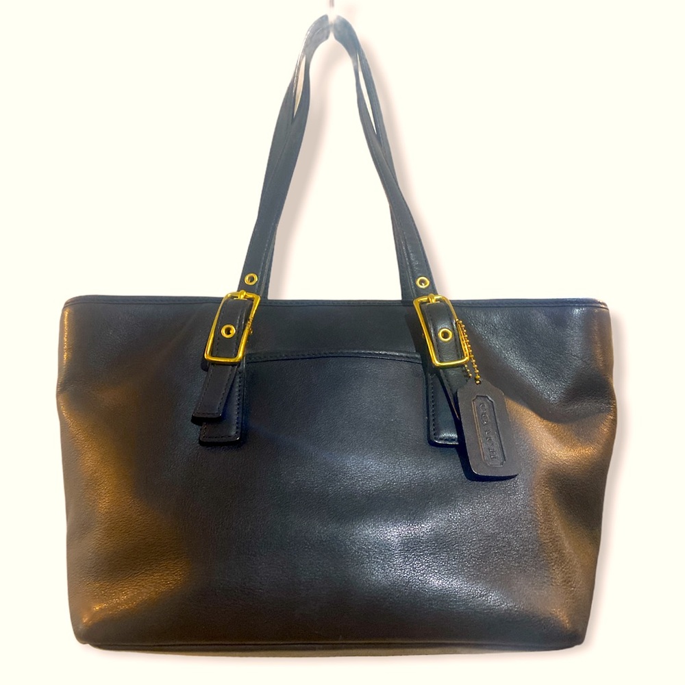Vintage Coach zip top tote